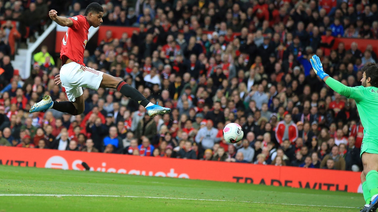 Liverpool drops first points in 1-1 draw at Man United